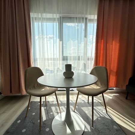Elegant Studio With City Views - Prime Location - 02 Bükreş Dış mekan fotoğraf
